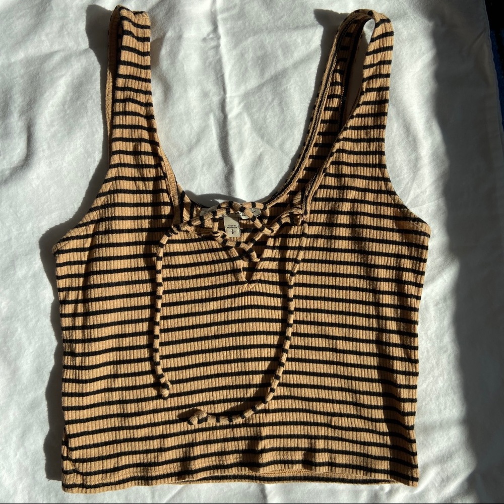 Semi cropped striped tank